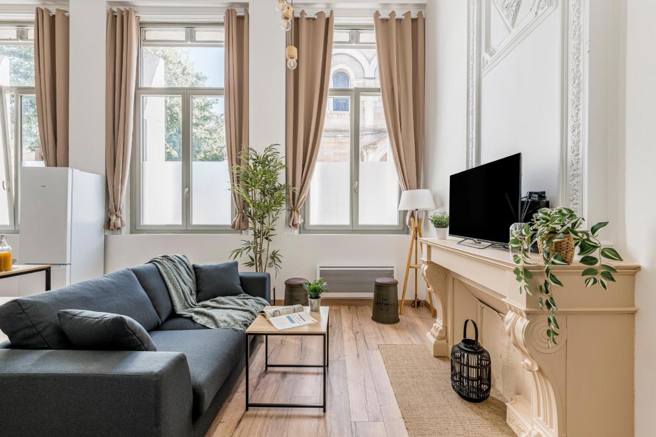 Charmant & Spacieux Appartement En Coeur De Ville Saint-Etienne  Exterior photo